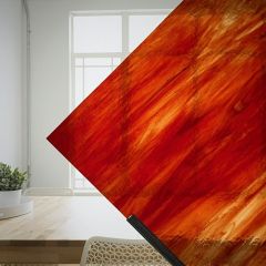 Wissmach Colorescent Cerise Red on clear 17 LL (± 27x26cm)